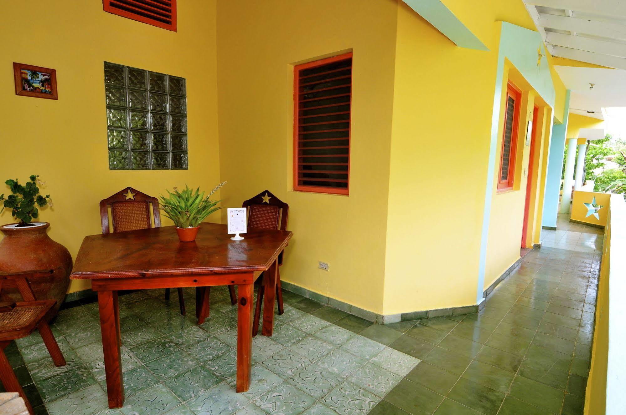 Casa Delfin Guest House ラス・テレナス エクステリア 写真