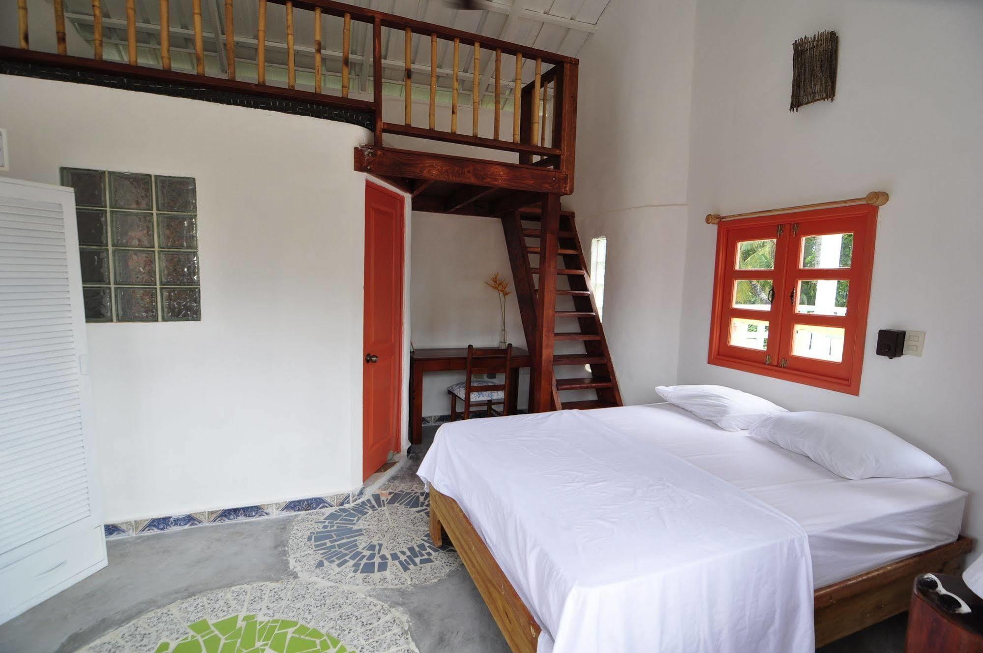 Casa Delfin Guest House ラス・テレナス エクステリア 写真
